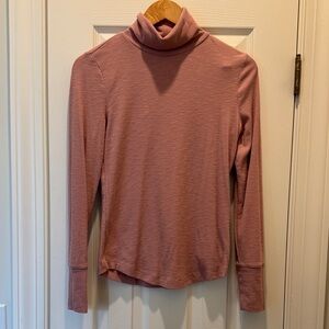 GAP Ribbed Tan Turtleneck Sweater